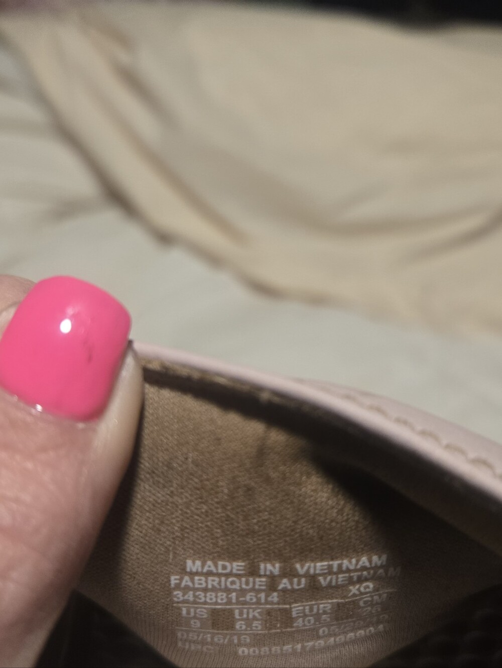Nike Slide Sandals - Picture 7 of 8